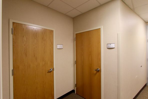 Class A Office/Medical : 2 Southern Point Pkwy, Hattiesburg, MS 39401